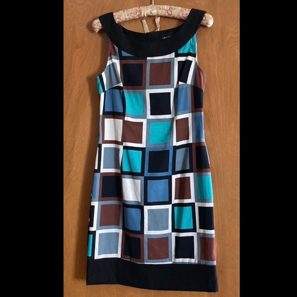 CONNECTED APPAREL - Modern Dress - Size 10